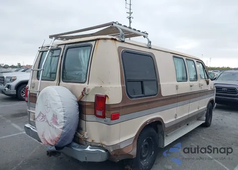 1983 Dodge Ram Van B250 из США, поврежденный, VIN 2B6HB23T8DK370393
